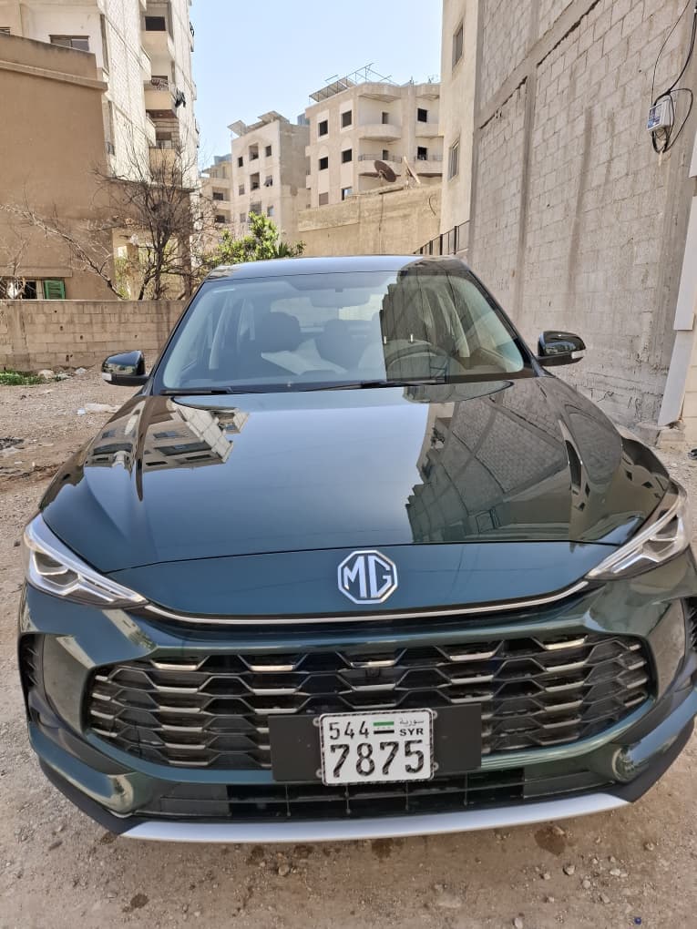 سيارة MG image